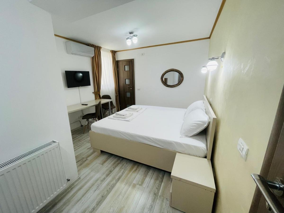 Hotel Marina Srl Bucarest Exterior foto